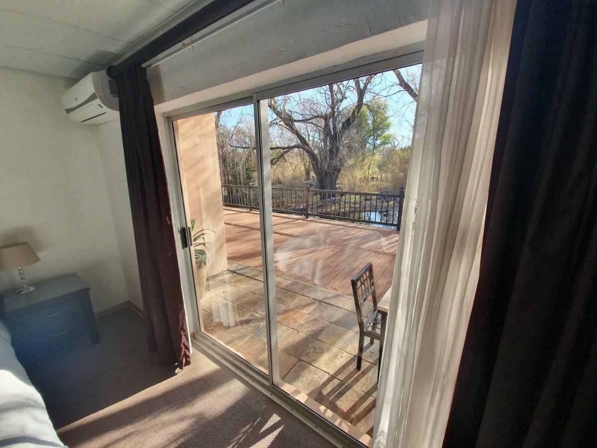 Leach Lodge Kuruman Exteriör bild
