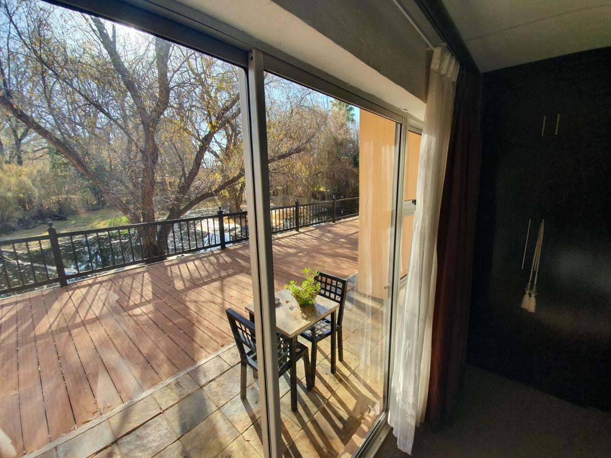 Leach Lodge Kuruman Exteriör bild