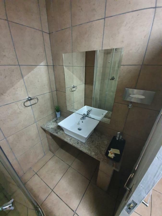 Leach Lodge Kuruman Exteriör bild