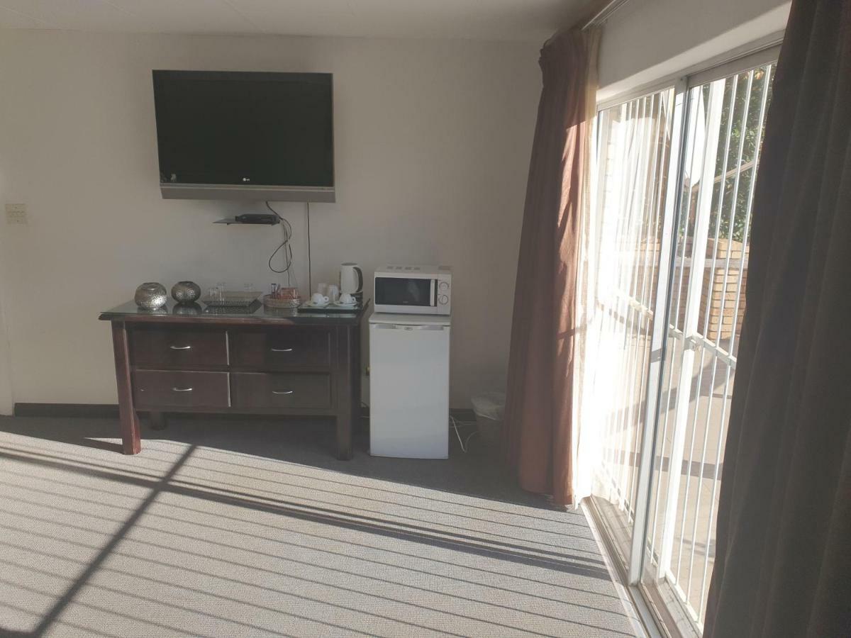 Leach Lodge Kuruman Exteriör bild