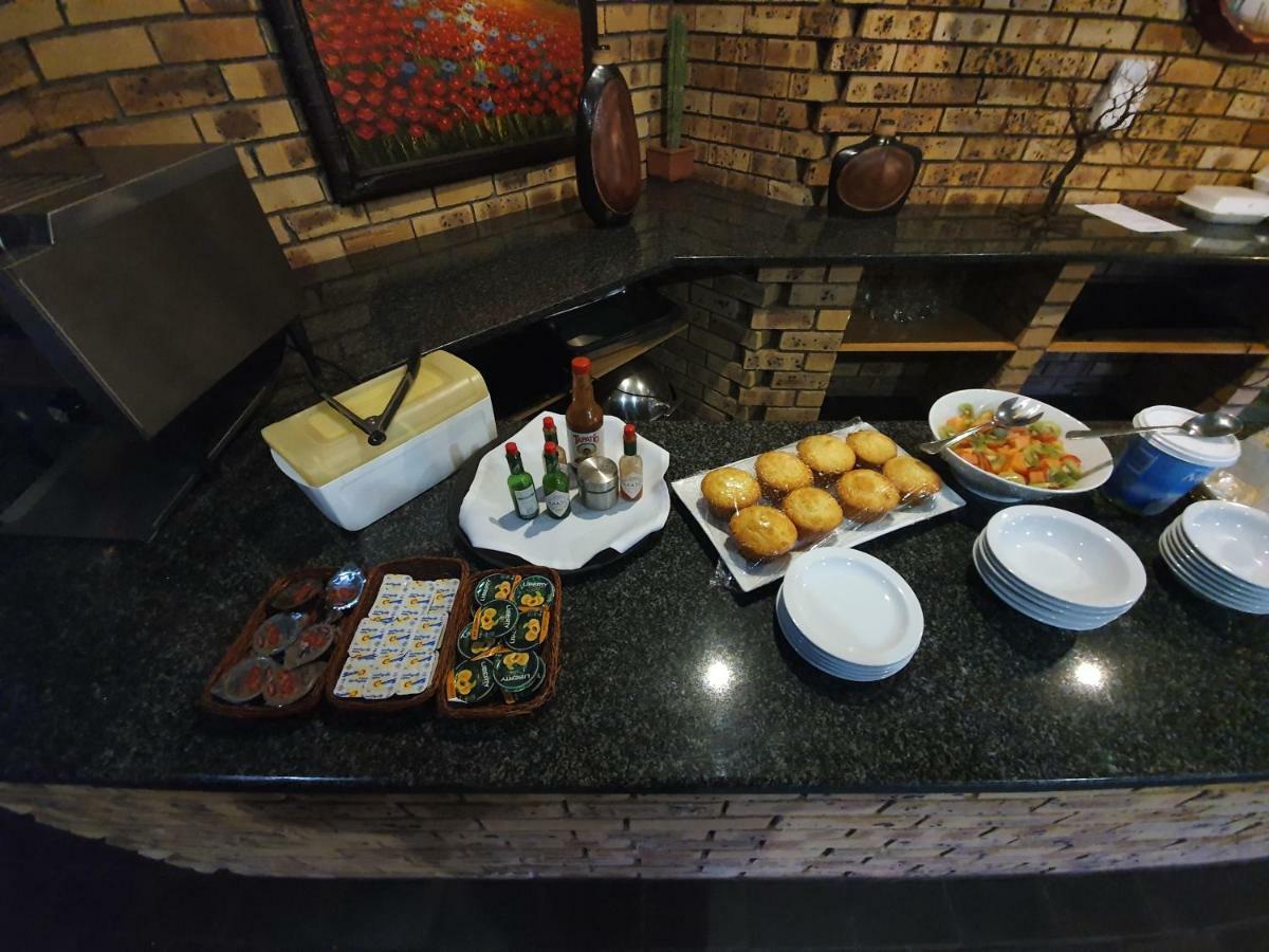 Leach Lodge Kuruman Exteriör bild